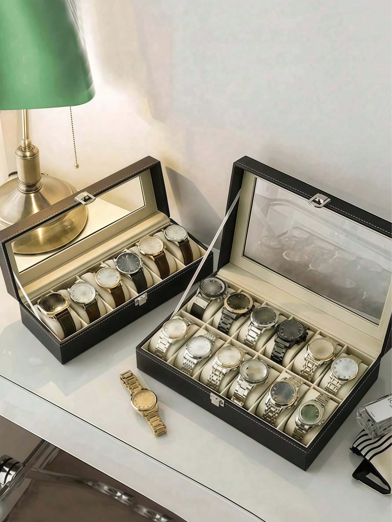 Kotak Jam Tangan Kulit dengan  - Watch Display Box ulasan dan harga